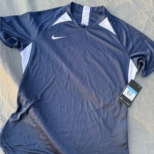 Nike women’s Navy Performance Short Sleeve Shirt